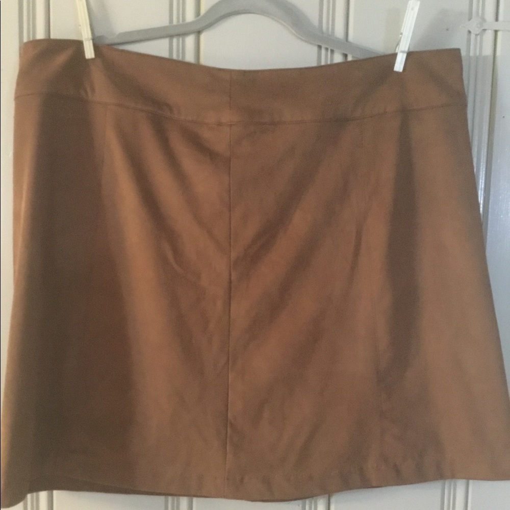 Women’s plus size skirt